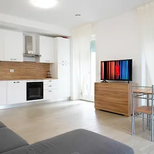  Appartamento Casa Ideale Tim Appartmanti Moderni Vicina Al Centro
